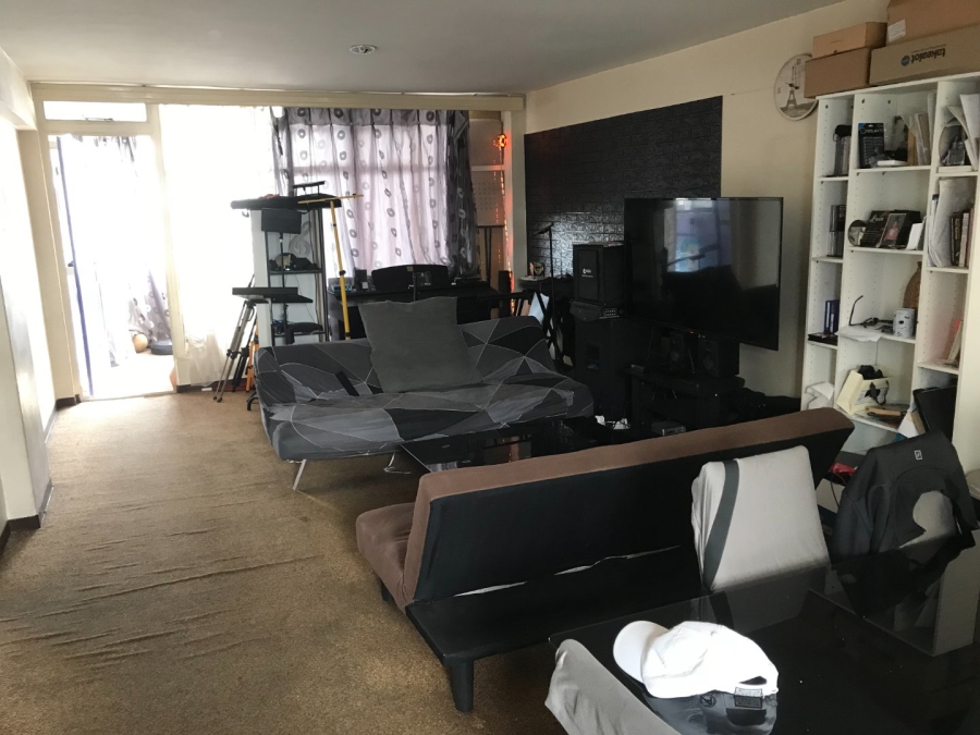 2 Bedroom Property for Sale in Bloemfontein Free State
